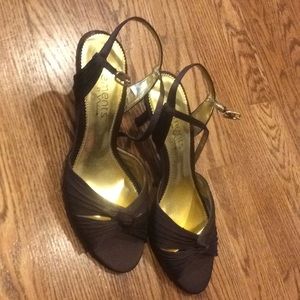 Brown elements by Nina